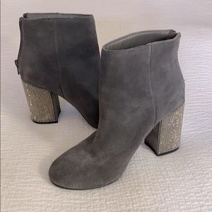 Kenneth Cole Reaction Carlyn bootie size 7